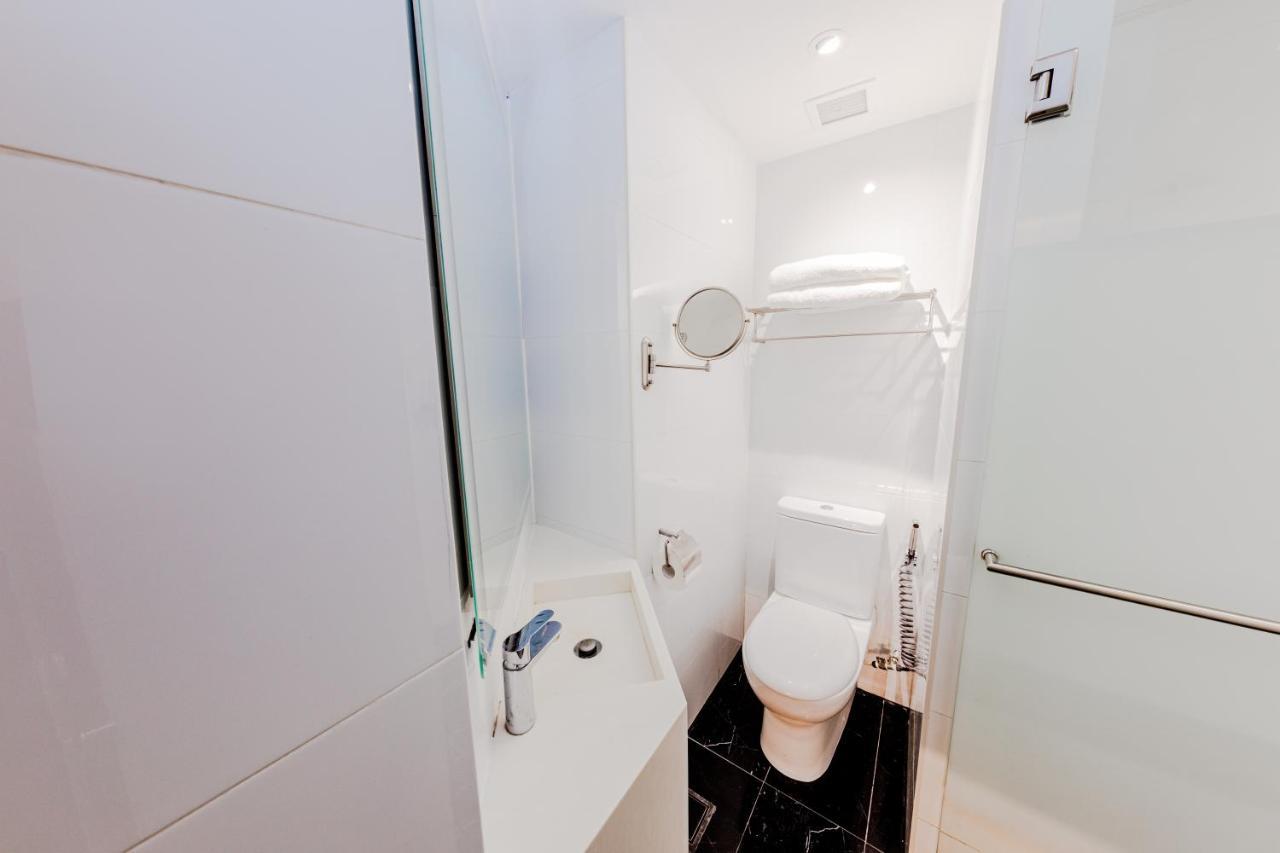 Khách sạn D'nova Bugis 3*